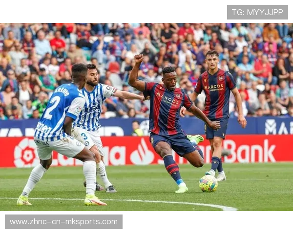 西甲边路进攻效率提升，多队形成稳定突破点