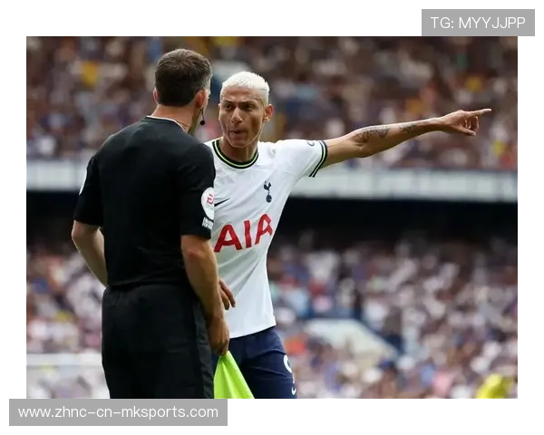 热刺理查利森近点扳回一球