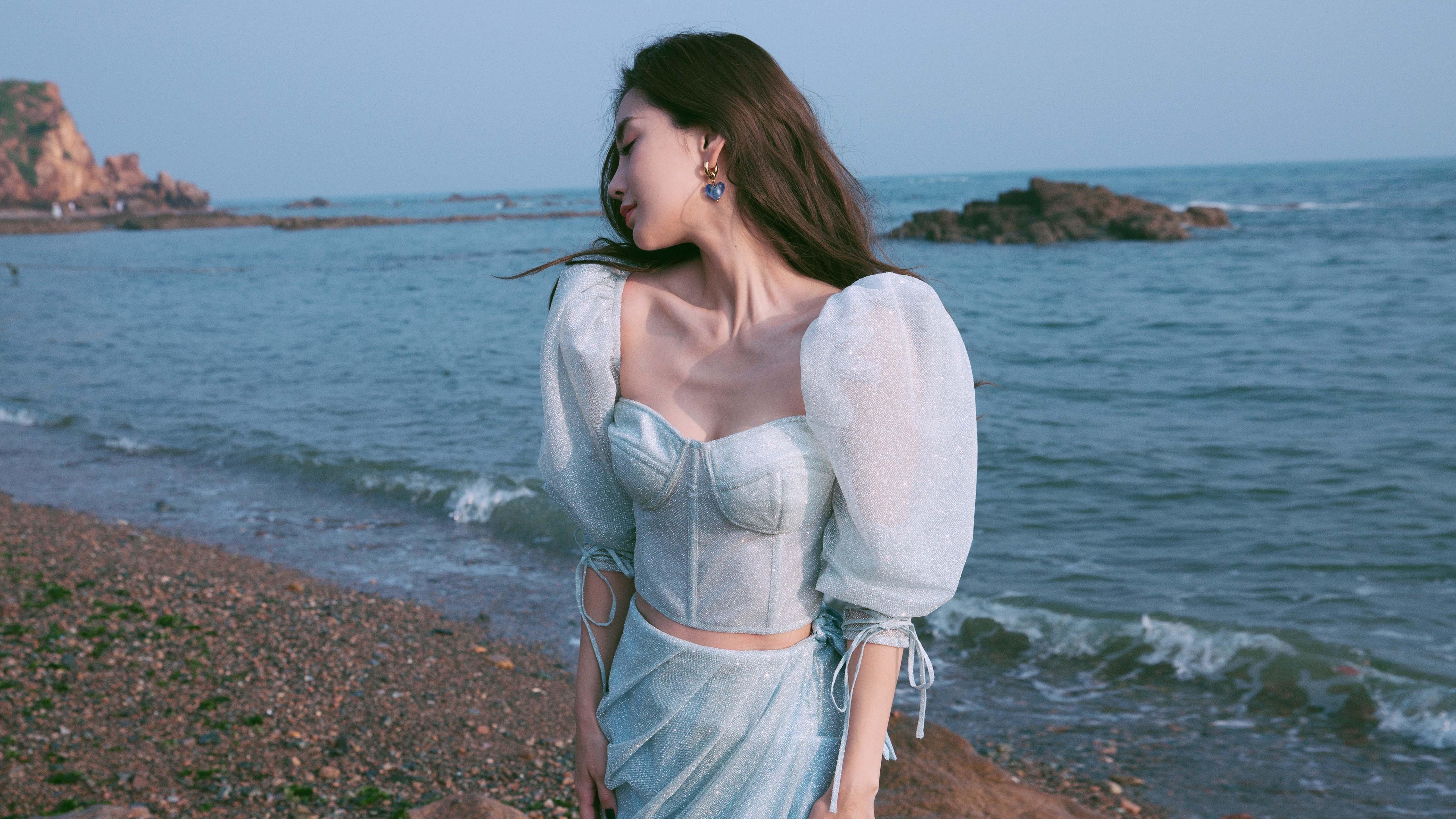 拉恩:他是全黑队进攻中的闪电,每一次带球都让对方防线紧张,拉恩vs科尔雷恩