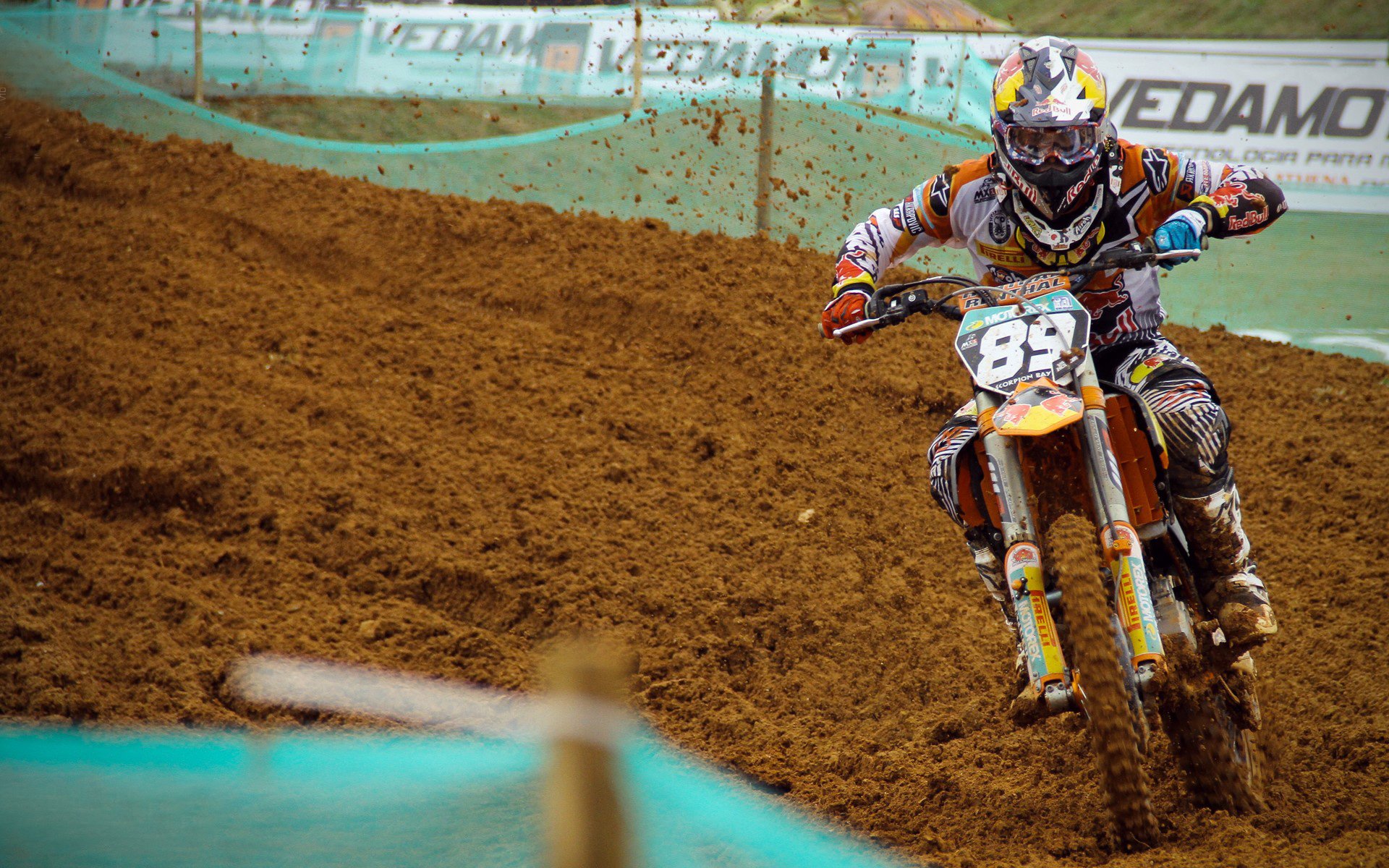 体操世锦赛精彩纷呈,中国队包揽多枚奖牌,体操世锦赛中国金牌