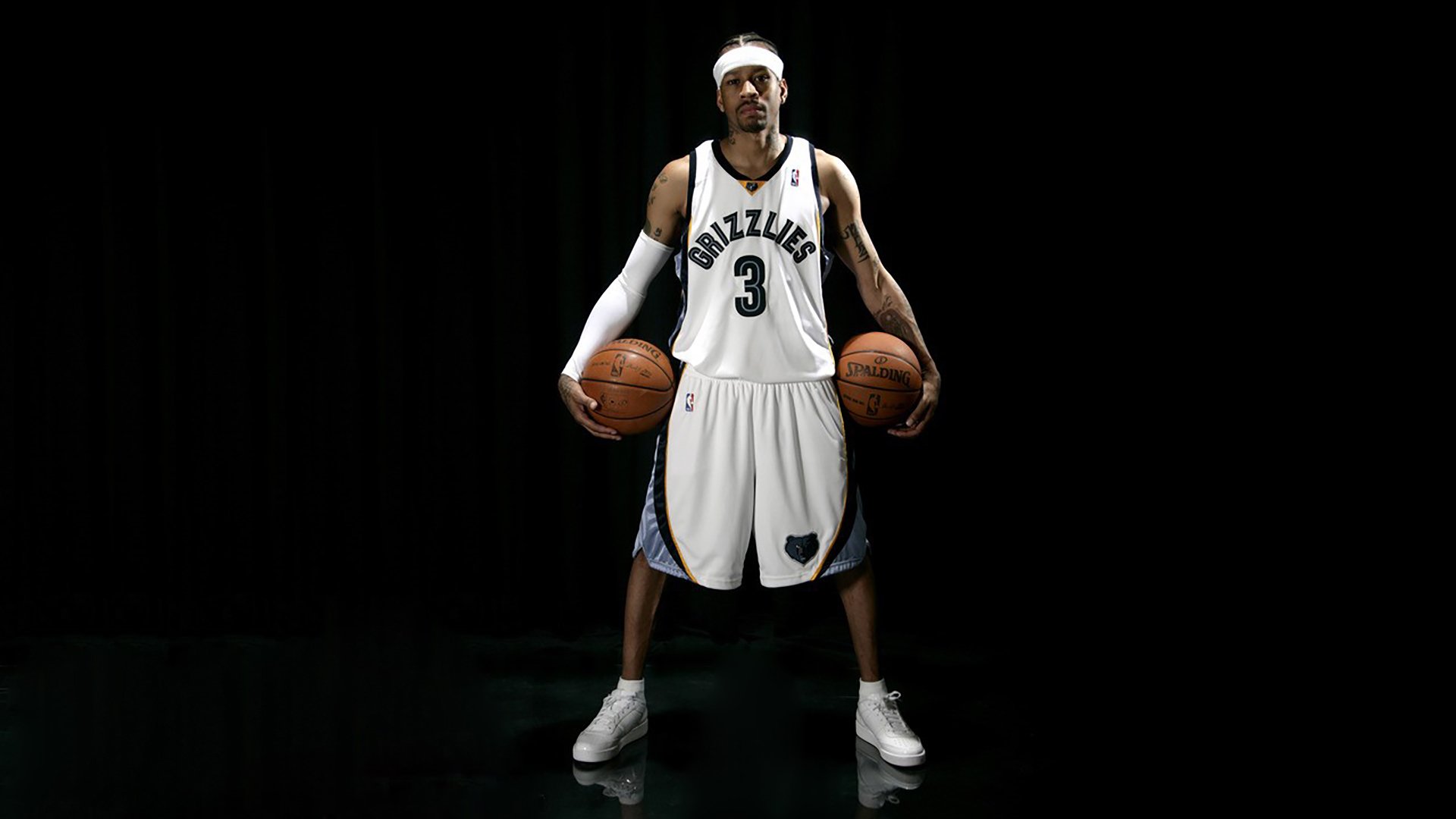 勇士爆冷负雄鹿 库里遭遇严防死守,勇士库里经典比赛视频全程